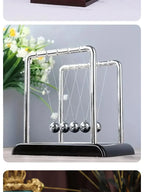 Newton’s Cradle Desk Ornament