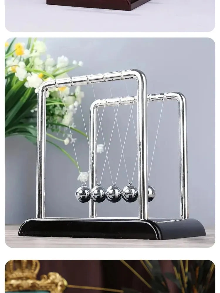 Newton’s Cradle Desk Ornament