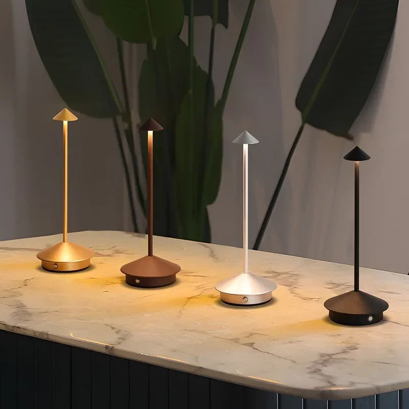GGbingo Rechargeable LED Table Light Wireless Desk Night Bedside Lamp Decoraction Lamps for Restaurants Hotel Bedroom Bar